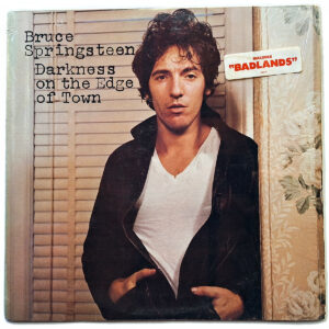 BRUCE SPRINGSTEEN. DARKNESS ON THE EDGE OF TOWN